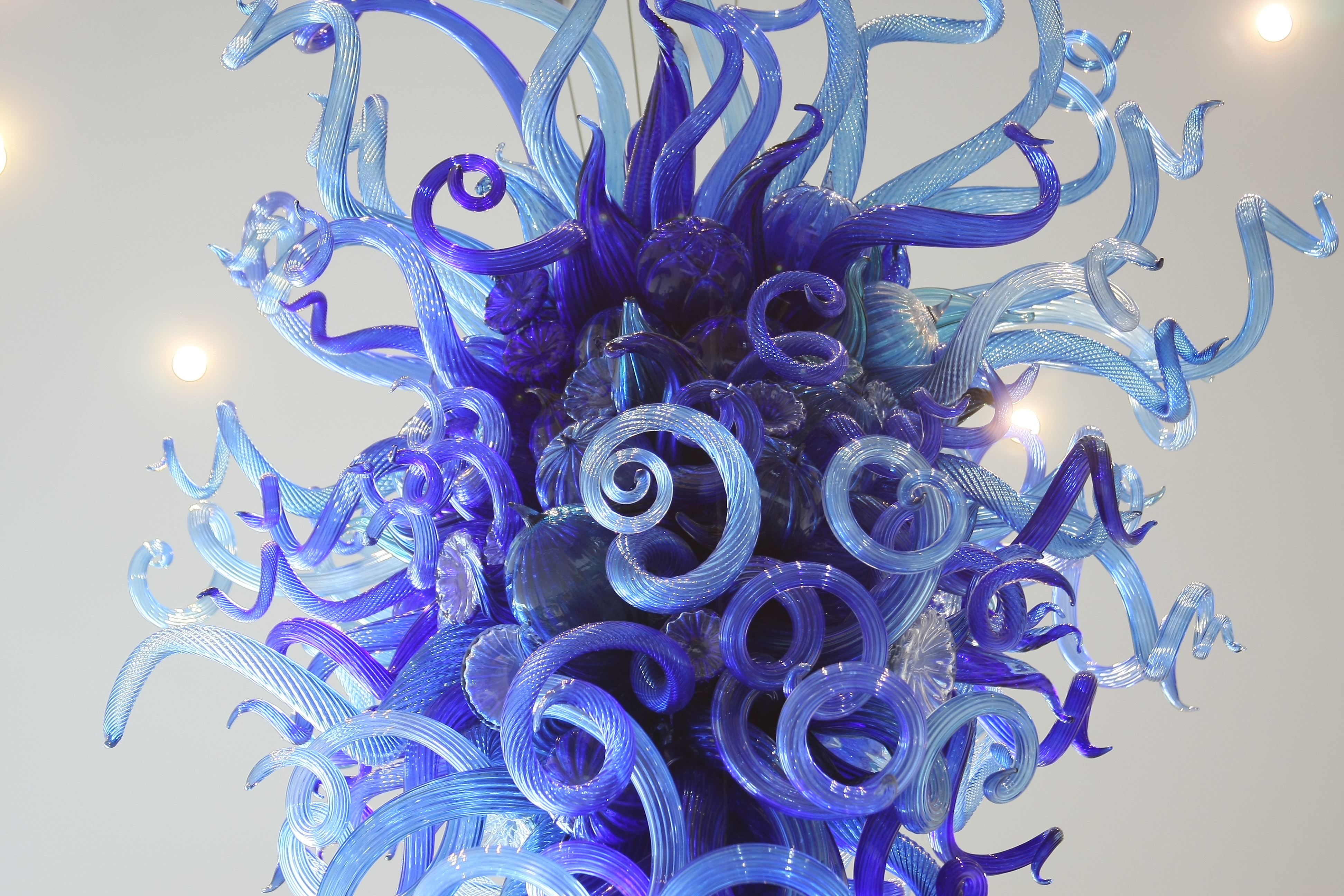 Dale Chihuly, "Blue and Beyond Blue," ca. 2000, Blown Glass, Steel, 107x82x77 in., Stephen B. Lawrence Fund and donors